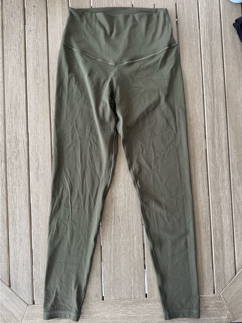 Aerie OFFLINE Real Me High Rise 7/8 Leggings in a beautiful olive green color.
